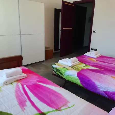 玛丽拉公寓 公寓 *